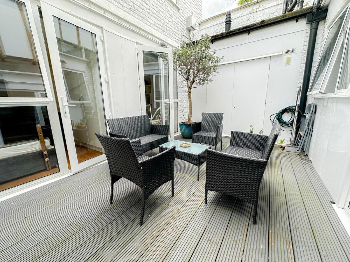 Spacious 3-bedroom Flat In Holloway With Unique Patio With Free Wi-fi Apartment London